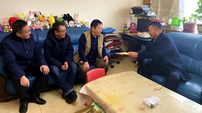 慰問送真情  關(guān)愛暖人心<br/>——甘肅工程咨詢集團開展春節(jié)慰問活動